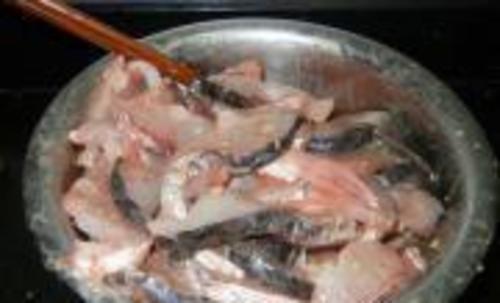 NTAweDA