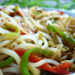 绿豆芽不能和什么一起吃\/同吃_食物相克大全_