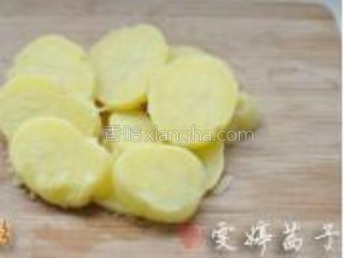 奶香土豆蛋饼的做法大全