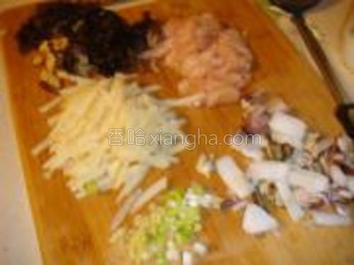 鸡汁海鲜汤面的做法大全【图】_鸡汁海鲜汤面