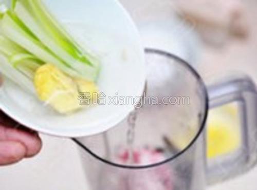 芝芯松子虾球的做法大全【图】_芝芯松子虾球