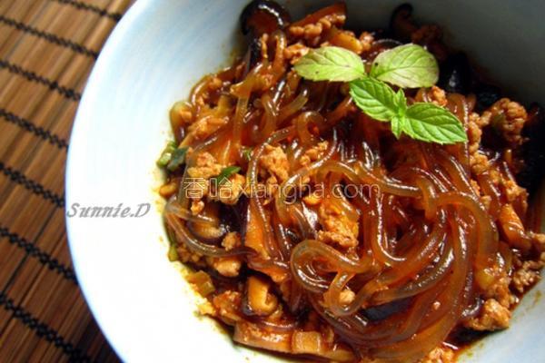 辣酱肉末粉条的做法_辣酱肉末粉条的做法大全