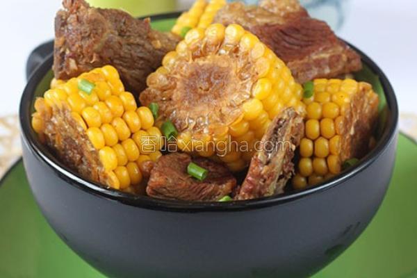 红烧排骨炖玉米的做法_红烧排骨炖玉米的做法