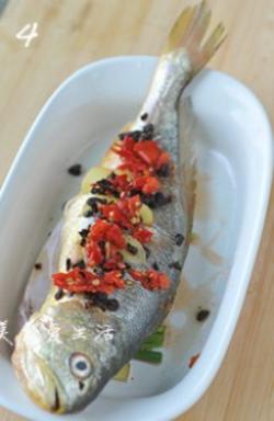 豉椒鲜蒸大黄鱼怎么做最正宗 豉椒鲜蒸大黄鱼