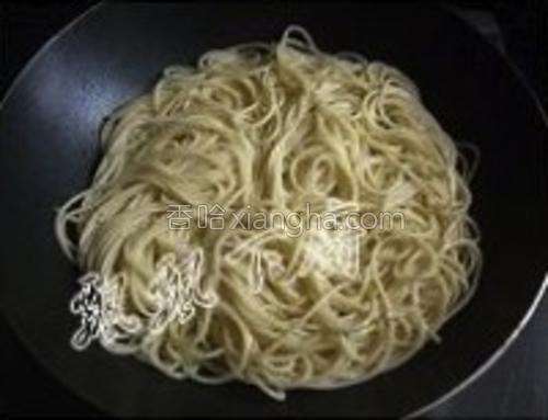 春韭鲜虾面的做法大全【图】_春韭鲜虾面的家