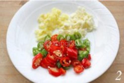 外婆菜炖鲫鱼的做法大全