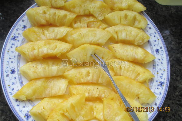 削菠萝的做法_削菠萝的做法大全_削菠萝的家