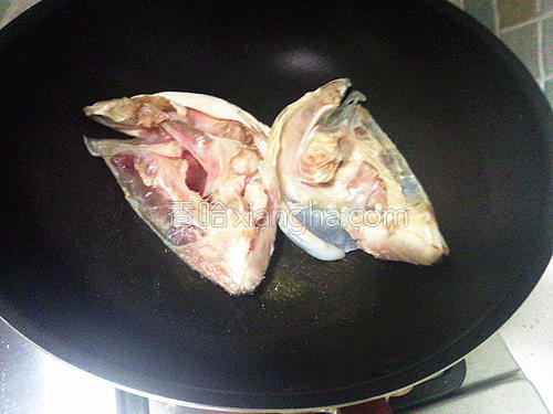 香菜鱼头豆腐汤的做法大全