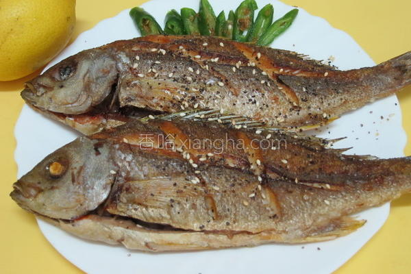 香煎黄鸡鱼的做法_香煎黄鸡鱼的做法大全_香煎黄鸡鱼的家常做法怎么做好吃 - 香哈网