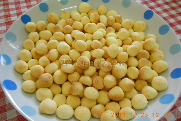 自制蛋黄小馒头的做法_自制蛋黄小馒头的做法