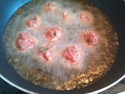 台式炸牛肉丸子的做法大全