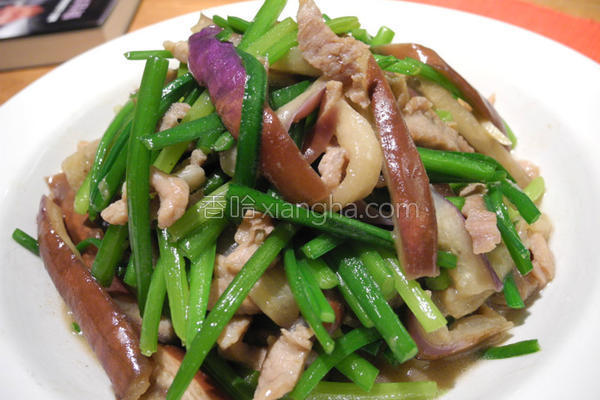 茄子韮菜花炒的做法_茄子韮菜花炒的做法大全