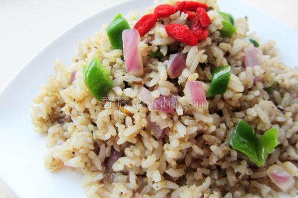 鹅肝酱炒饭的做法_鹅肝酱炒饭的做法大全_鹅