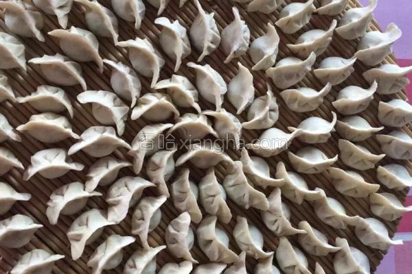 尖椒芹菜肉馅饺子的做法大全【图】_尖椒芹菜