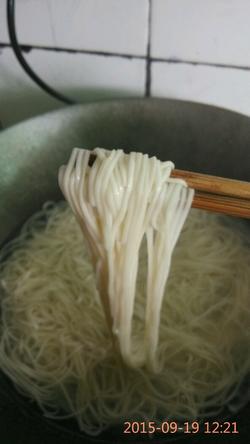 【图】红烧排骨面怎么做 最正宗红烧排骨面的