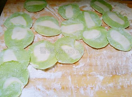 彩色饺子的做法大全【图】_彩色饺子的家常做