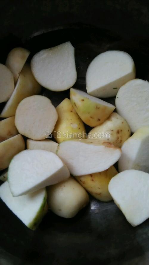 简易版粉蒸芋艿排骨的做法大全