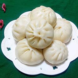 猪肉酸菜馅包子