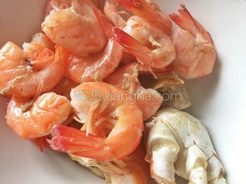 水蟹鲜虾干贝海参砂锅粥的做法大全