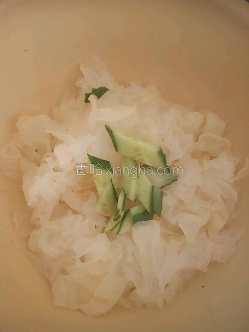 ,凉拌银耳的做法大全【图】_,凉拌银耳的家常