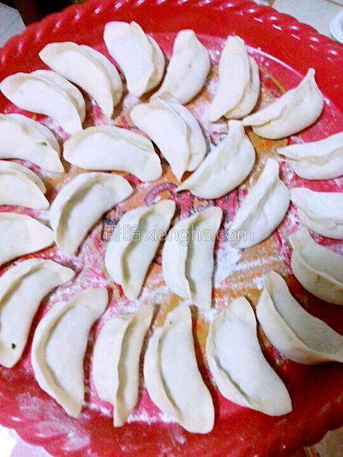 韭菜木耳鸡蛋粉条馅饺子的做法大全【图】_韭