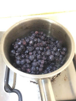 自制蓝莓酱怎么做最美味 自制蓝莓酱的正宗做