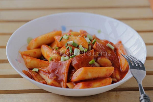 简易韩式炒年糕的做法_简易韩式炒年糕的做法