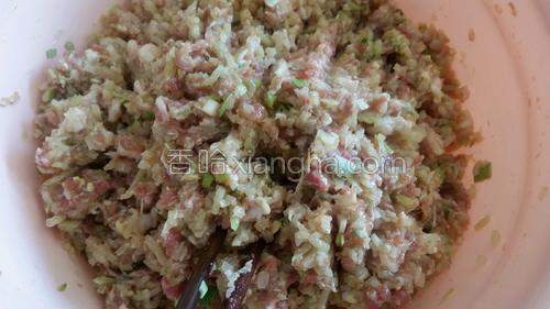 火龙果皮饺子的做法大全【图】_火龙果皮饺子