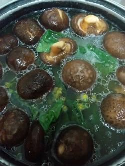 【图】如何做香菇瘦肉粥 香菇瘦肉粥最正宗的