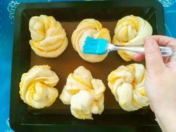 椰蓉面包卷的做法图解20