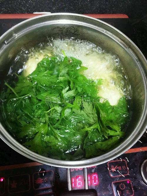 艾叶煲鸡蛋的做法大全