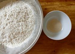 千層花卷的做法圖解2