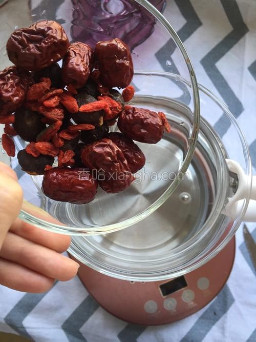 红枣桂圆枸杞茶的做法大全【图】_红枣桂圆枸