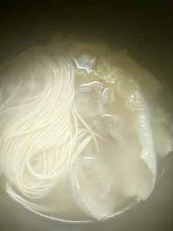 【图】红烧排骨面怎么做 最正宗红烧排骨面的