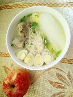 【图】怎样做高汤排骨面好吃_最正宗高汤排骨