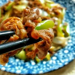 葱爆羊肉片