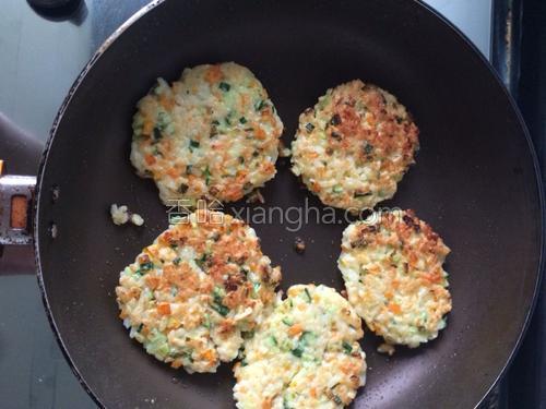 米饭蔬菜饼的做法大全【图】_米饭蔬菜饼的家