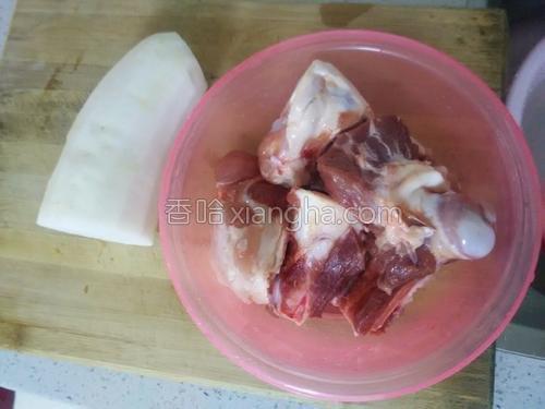 筒子骨白萝卜汤的做法大全【图】_筒子骨白萝