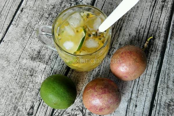 蜂蜜青柠百香果茶的做法_蜂蜜青柠百香果茶的