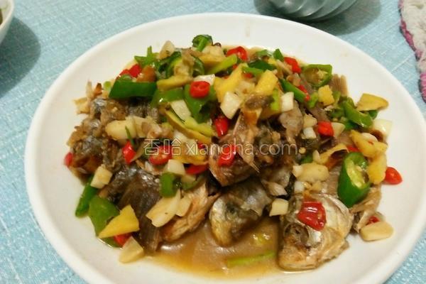 烧小鲫鱼的做法_烧小鲫鱼的做法大全_烧小鲫