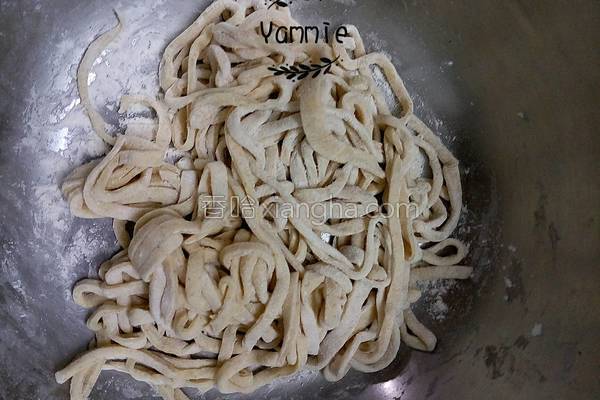 虾籽手工面的做法_虾籽手工面的做法大全_虾