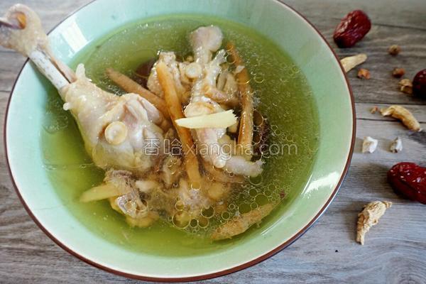 花旗参田七煲鸡汤的做法_花旗参田七煲鸡汤的