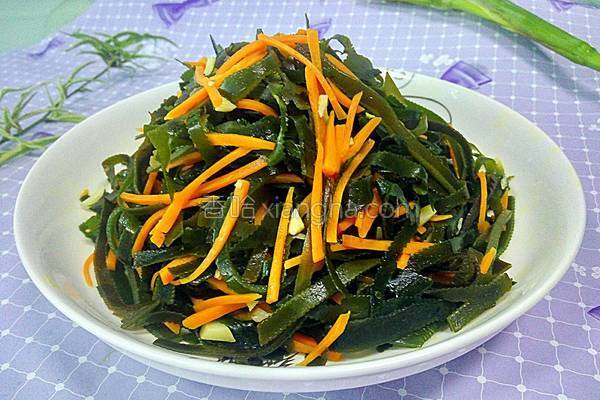 胡萝卜炒海带丝的做法_胡萝卜炒海带丝的做法