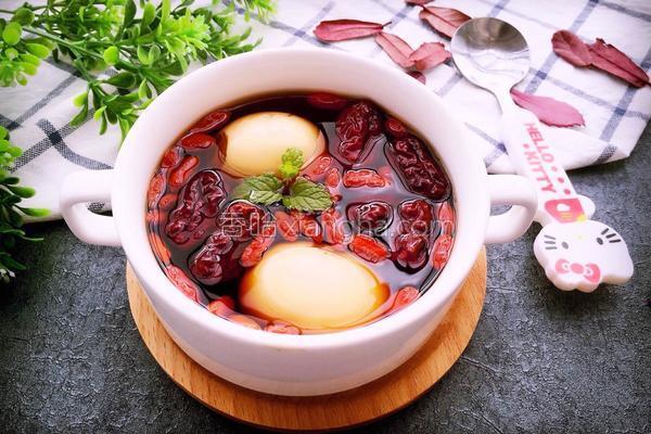 枸杞红枣煲鸡蛋的做法_枸杞红枣煲鸡蛋的做法
