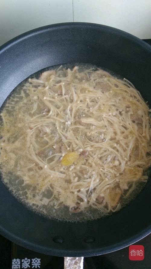 金针菇猪肝汤
