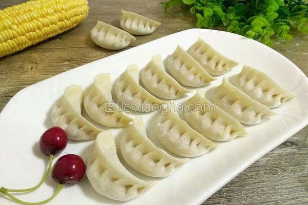 玉米胡萝卜猪肉馅饺子的做法_玉米胡萝卜猪肉