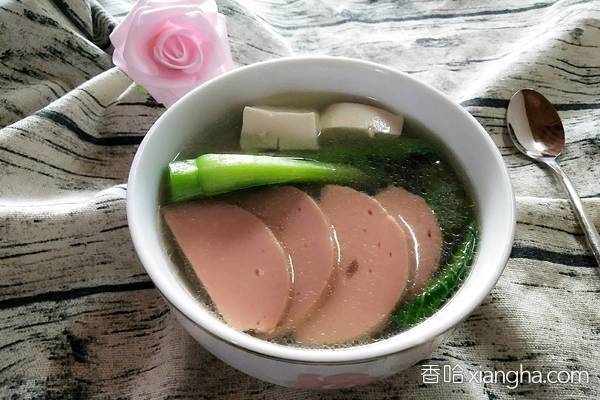 火腿青菜豆腐汤