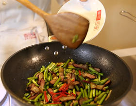 蒜苔炒鸡胗的做法大全