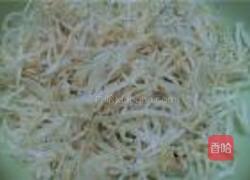 鱼干小炒的做法图解1