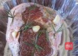 大蒜迷迭香烤羊腿的做法图解2